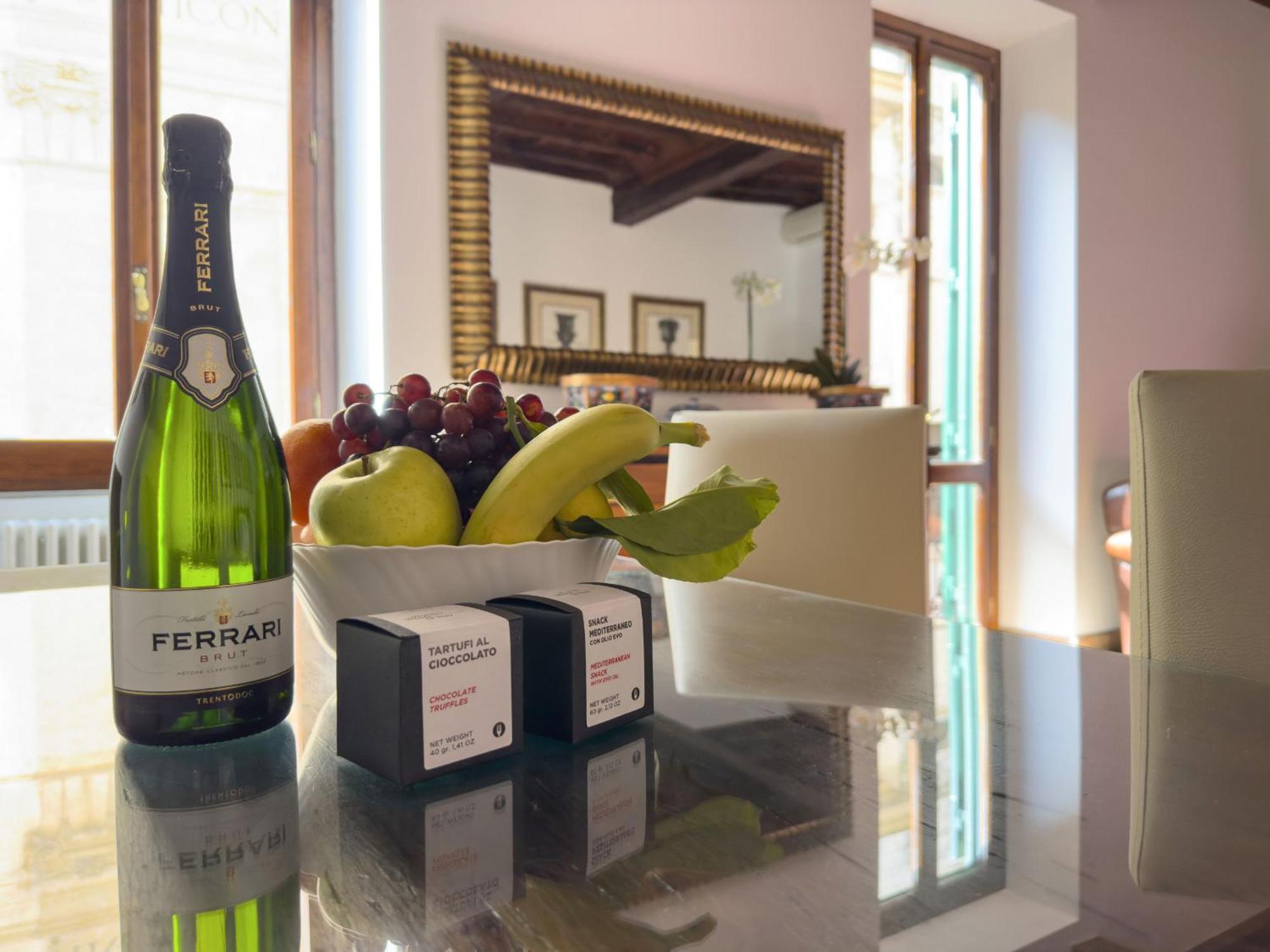 Apartment Via Giulia Charming With Balcony